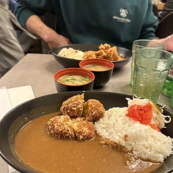 Sazanami - Korokke Curry with Tonjiru Soup Karaage Curry with Tonjiru Soup - Sushi Bars Near Me - Fort Lee, New Jersey Sazanami - Korokke Curry with Tonjiru Soup Karaage Curry with Tonjiru Soup - Sushi Bars Near Me - Fort Lee, New Jersey