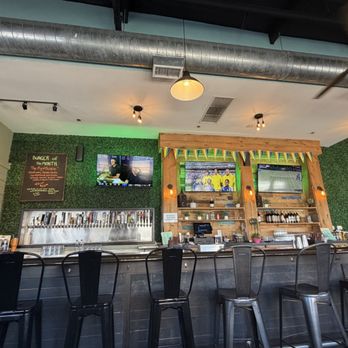 Key and Cleaver - Bar area. Locally crafted brew. - Burgers Near Me - Oceanside , California Key and Cleaver - Bar area. Locally crafted brew. - Burgers Near Me - Oceanside , California