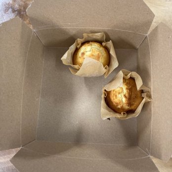 Raintree Bakery Coffeehouse - Muffins! - Bakeries Near Me - Honolulu, Hawaii Raintree Bakery Coffeehouse - Muffins! - Bakeries Near Me - Honolulu, Hawaii