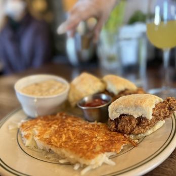 Ted's Bulletin 14th - Chicken ' N Biscuits with a side of gravy - Breakfast & Brunch Near Me - Washington, DC, District of Columbia