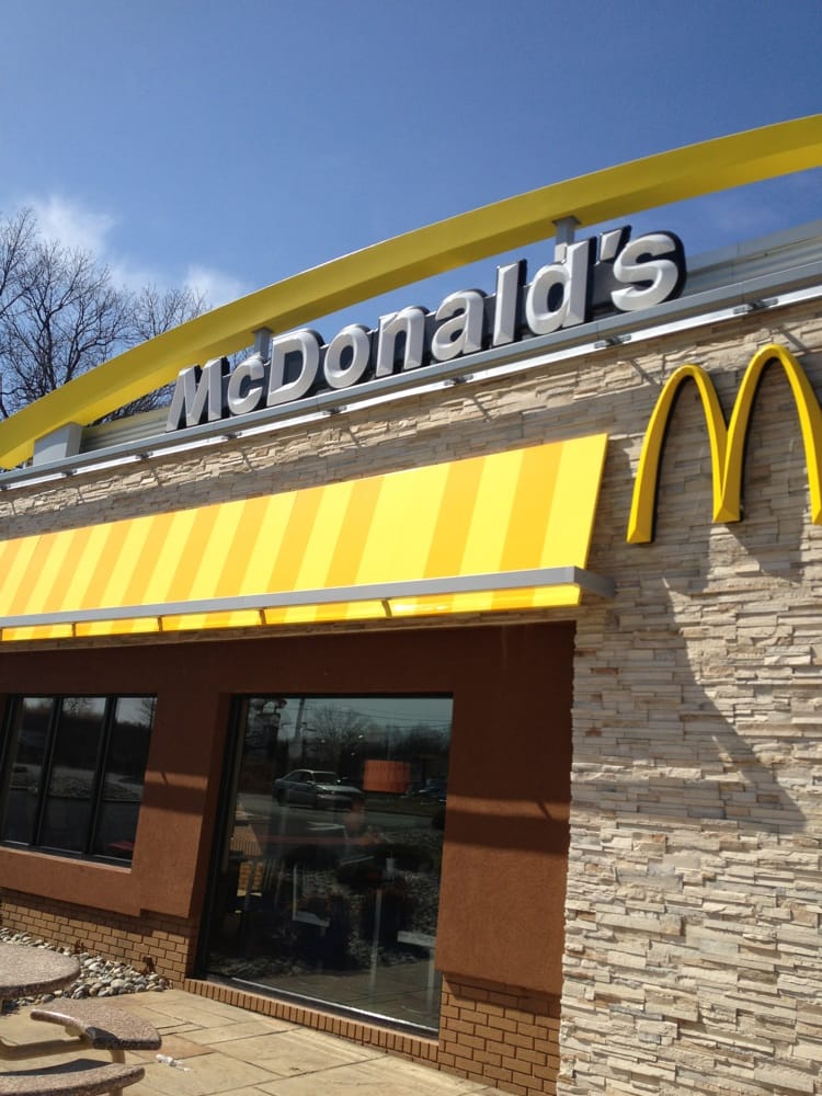 MCDONALD’S Updated September 2024 25 Reviews 911 S State St