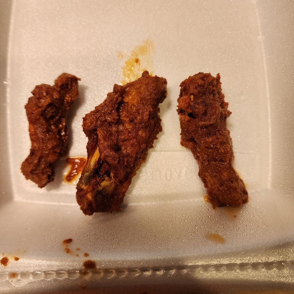 EXPRESS WINGS & PIZZERIA Updated September 2024 17 Photos & 31