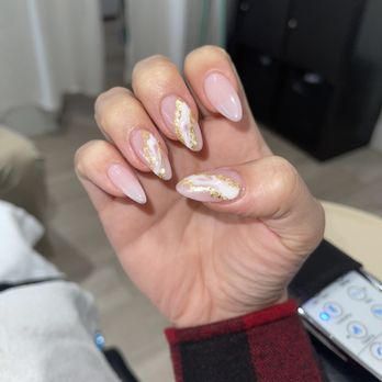 Tips & Toes - Nail Salons Near Me - Westminster, California