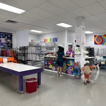 The Tie Dye Lab - Check out area. - Kids Activities Near Me - Avon, Indiana