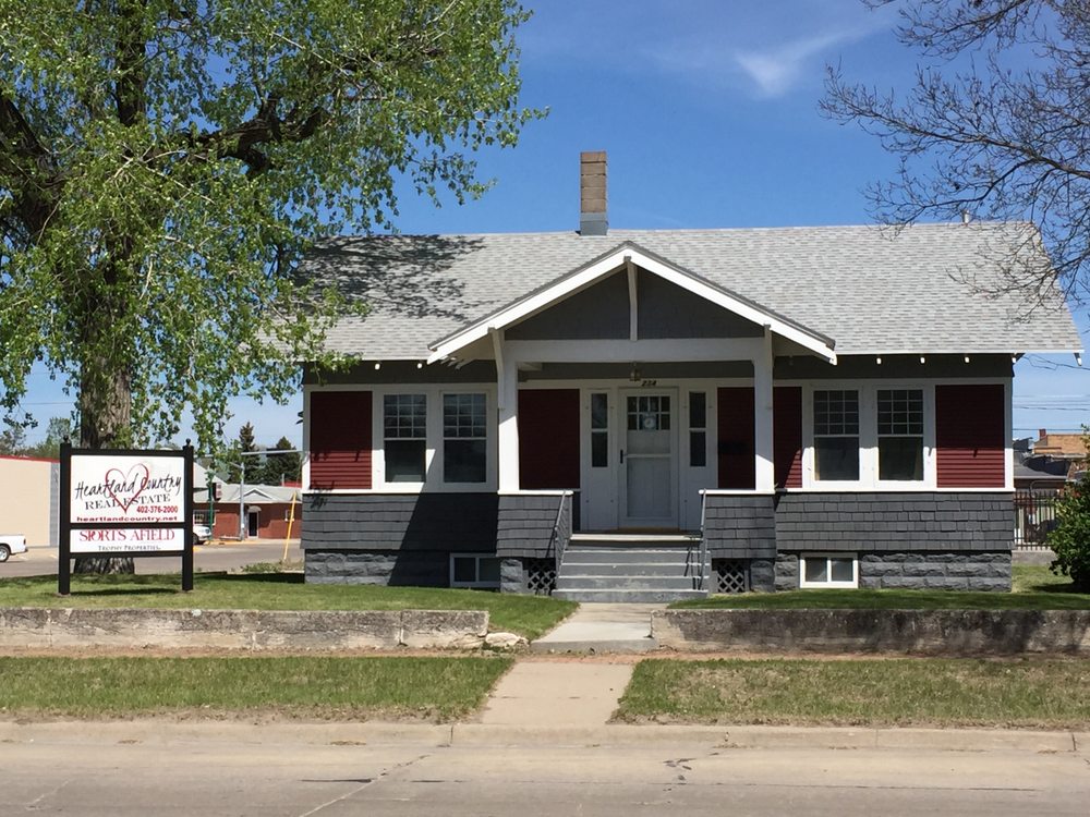 HEARTLAND COUNTRY REAL ESTATE Updated April 2024 Contact Agent