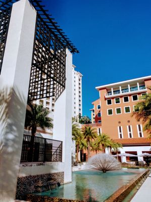 Gables Columbus Center by null