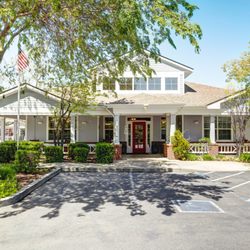 Ivy Park at Laguna Creek