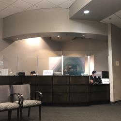 3T Imaging - Reception desk.
