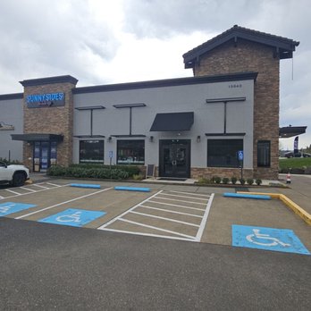 Sunnysides - Exterior - Bars Near Me - Happy Valley, Oregon