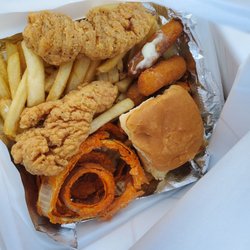 Boys Burgers - Looks good but wrong order.