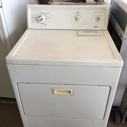 Buzz's Used Appliances - Kenmore gas dryer 29" $225