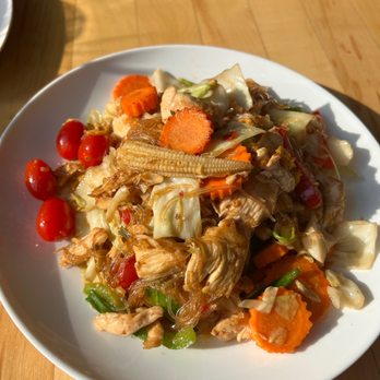 Saab Sis Thai - Pad Woon Sen (chicken/$14) - Thai Near Me - Royal Oak, Michigan Saab Sis Thai - Pad Woon Sen (chicken/$14) - Thai Near Me - Royal Oak, Michigan