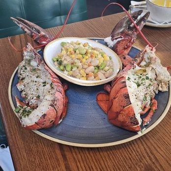 Saltine - Seafood Near Me - Norfolk, Virginia