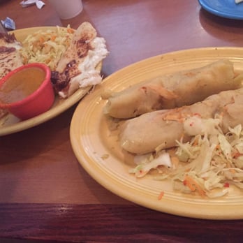 Santa Rosa Restaurant - Tamales con pollo - Mexican Near Me - Frederick, Maryland