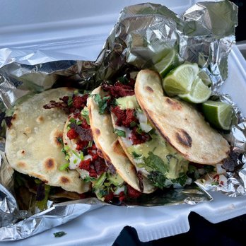 Tacos La Palmita - Will you look at that ppphhhsssss - Mexican Near Me Tacos La Palmita - Will you look at that ppphhhsssss - Mexican Near Me