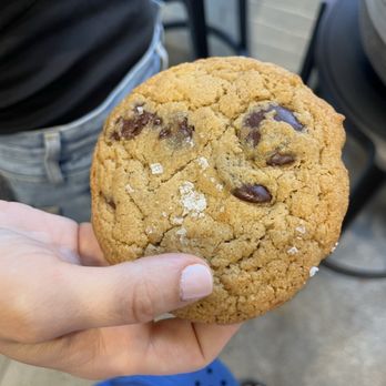 Radio Bakery - Chocolate chip cookie - Bakeries Near Me - Brooklyn, New York Radio Bakery - Chocolate chip cookie - Bakeries Near Me - Brooklyn, New York