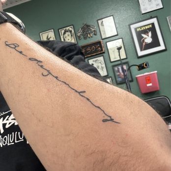 Ivy Room Tattoo - Tattoo - Tattoo Near Me - Laguna Hills, California Ivy Room Tattoo - Tattoo - Tattoo Near Me - Laguna Hills, California