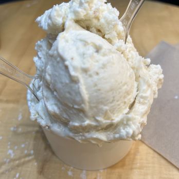 Nicecream - 2 scoops: pumpkin spice and pear - Ice Cream & Frozen Yogurt Near Me - Arlington, Virginia Nicecream - 2 scoops: pumpkin spice and pear - Ice Cream & Frozen Yogurt Near Me - Arlington, Virginia