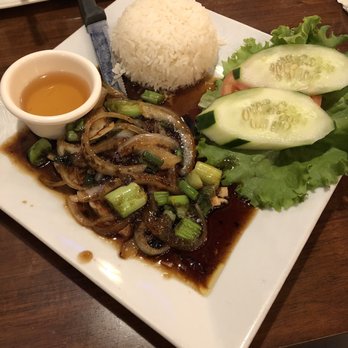 Saigon Bistro - Huynh's Favorite dish, with Salmon - Vietnamese Near Me - Lakeland, Florida