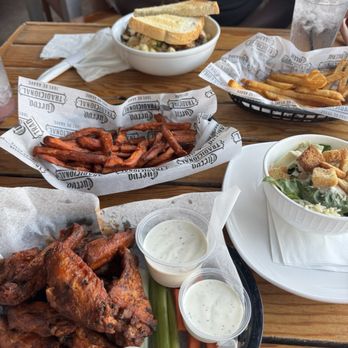 CALYPSO BAR & GRILL - Updated February 2026 - 472 Photos & 497 Reviews