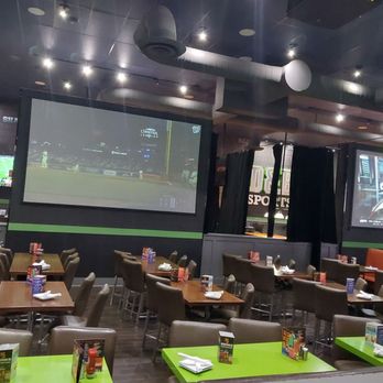 Dave & Buster's Milpitas - San Jose - Arcades Near Me - Milpitas, California