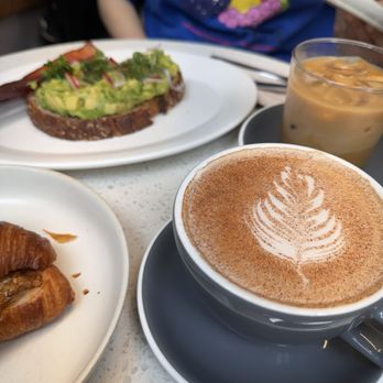 In Common NYC - Avocado Toast Ham and Cheese Croissant - Cafes Near Me - New York, New York