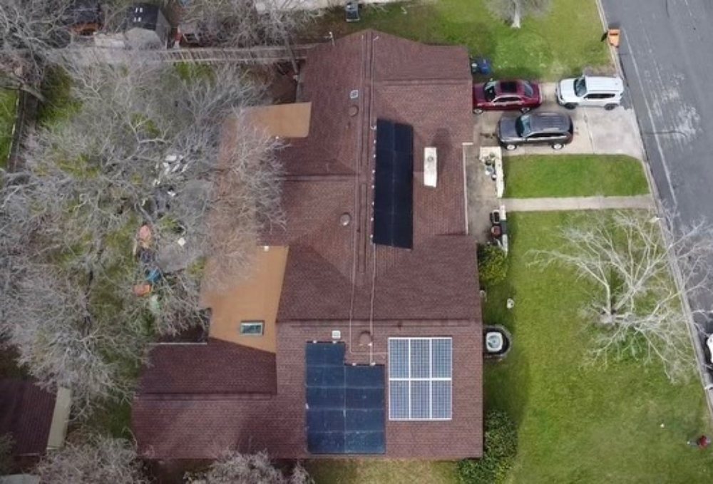 Slide of Jaybird Roofing