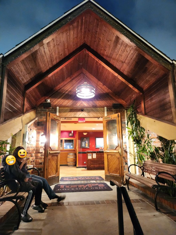 Tony P's Dockside Grill