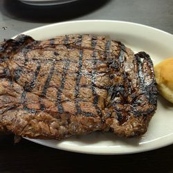 Campbellstation Country - Dinosaur sized steak