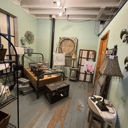 Bellflower Home & Garden