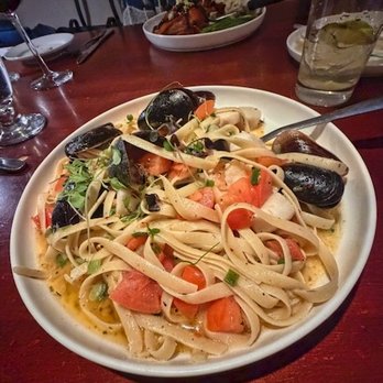 15 Point Rd - seafood pasta - mussels, shrimp, and scallops - Seafood Near Me - Portsmouth, Rhode Island