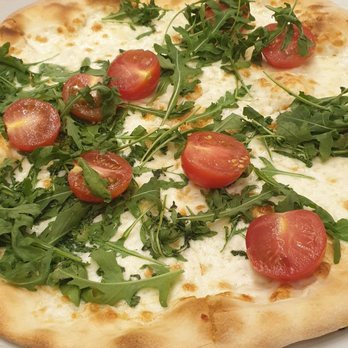 Pepe Verde - Pizza und Pasta - Pizza Near Me - Milan, Michigan