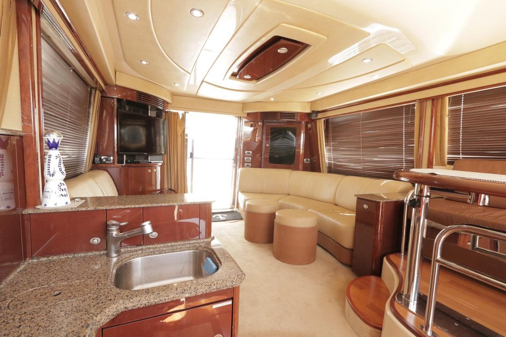 Chartering With Captain Graham Logo