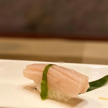 Mirai Sushi Gold Coast - Japanese Amber Jack - Kanpachi - Sushi Bars Near Me - Chicago, Illinois Mirai Sushi Gold Coast - Japanese Amber Jack - Kanpachi - Sushi Bars Near Me - Chicago, Illinois