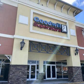 Goodwill - Thrift Stores Near Me - Lauderhill, Florida