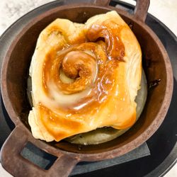House of Brunch - Fresh cinnamon buns.