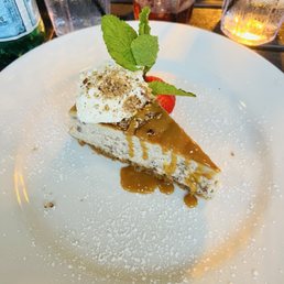 Butter pecan cheesecake Butter pecan cheesecake