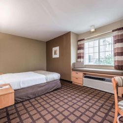 Microtel Inn & Suites by Wyndham West Chester