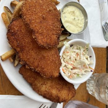 The 5 Point Café - Fish and Chips - Dive Bars Near Me - Seattle, Washington