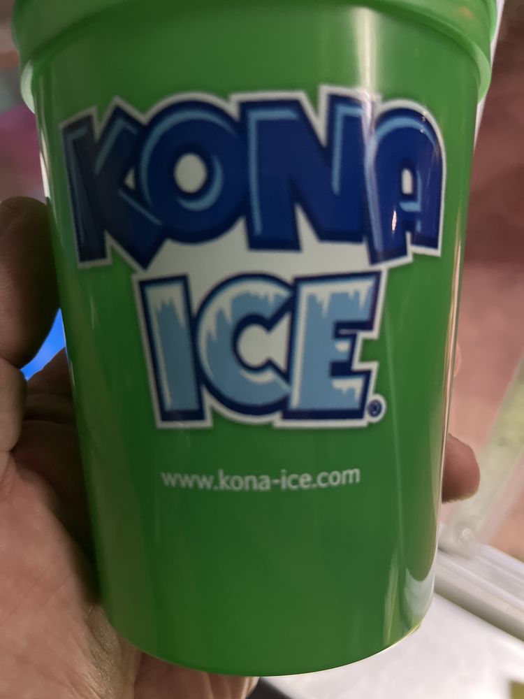 Kona Ice of Paris Logo