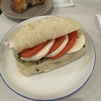 Pavé - Caprese (OL) - Bakeries Near Me - New York, New York Pavé - Caprese (OL) - Bakeries Near Me - New York, New York