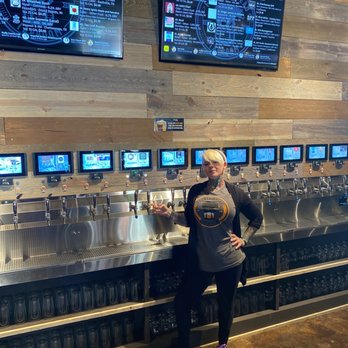 Fountainhead Taproom - Awesome staff! - Beer Bar Near Me - Chattanooga, Tennessee Fountainhead Taproom - Awesome staff! - Beer Bar Near Me - Chattanooga, Tennessee