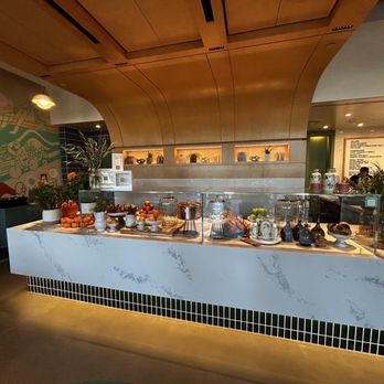 Google Visitor Experience Cafe - Cafes Near Me - Mountain View, California