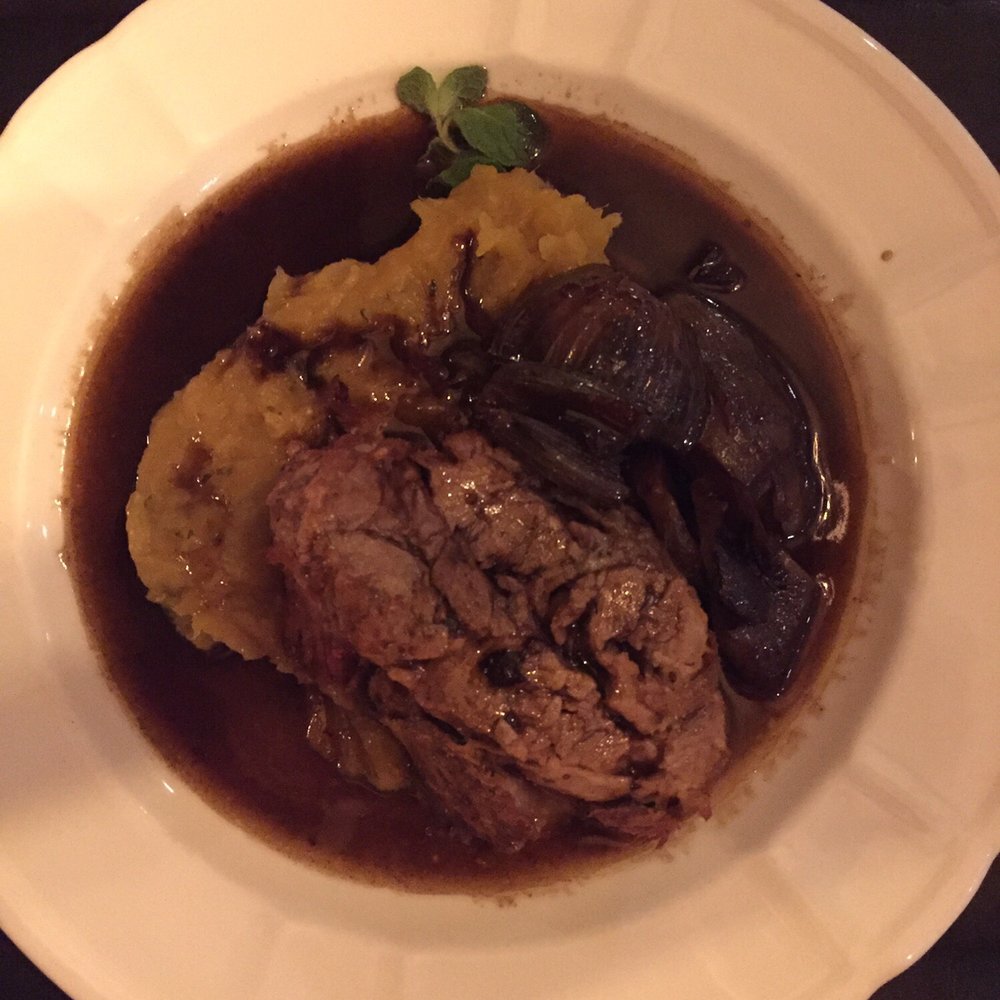 La Cabaña - Bondiola - Steakhouses Near Me - Buenos Aires, C La Cabaña - Bondiola - Steakhouses Near Me - Buenos Aires, C