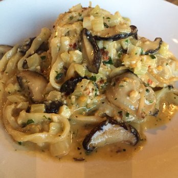 Trust - Uni semolina pasta with clams and shiitake mushrooms - New American Near Me - San Diego, California Trust - Uni semolina pasta with clams and shiitake mushrooms - New American Near Me - San Diego, California