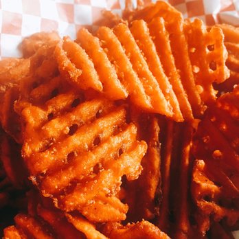 Double B's BBQ - Sweet potato waffle fries - Barbeque Near Me - West Allis, Wisconsin