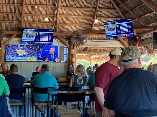 The Hive Waterfront Restaurant & Tiki by null