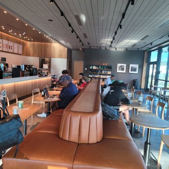 Starbucks - Coffee & Tea Near Me - Kissimmee, Florida