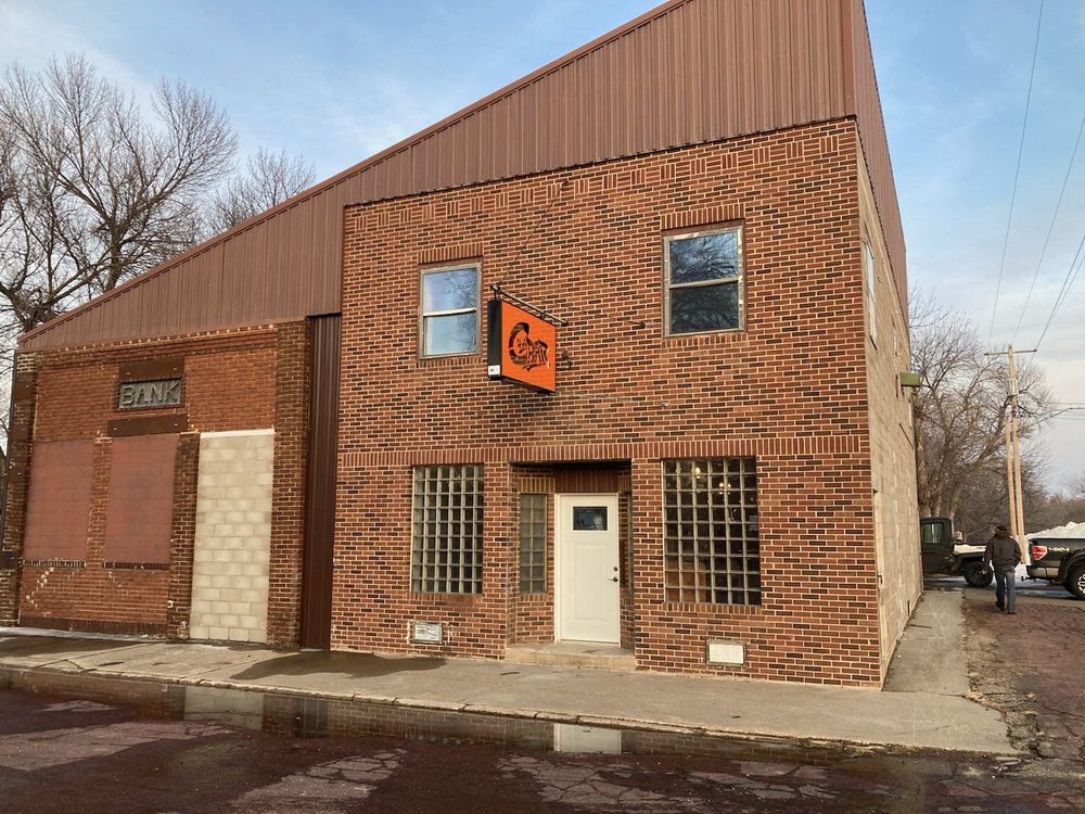 C4TH BAR Updated August 2024 401 Main St, Seaforth, Minnesota