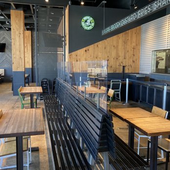 Shake Shack Florida Mall - the inside of shake shack - Fast Food Near Me - Orlando, Florida Shake Shack Florida Mall - the inside of shake shack - Fast Food Near Me - Orlando, Florida